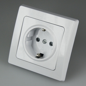 DELPHI weiß Schutzkontakt-Steckdose 250V~/ 16A, inkl. Rahmen, UP, weiß